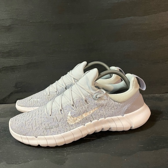 Nike Free RN 5.0 Next Nature Women's Size 10 Running Shoes Platinum Gray - Picture 2 of 8